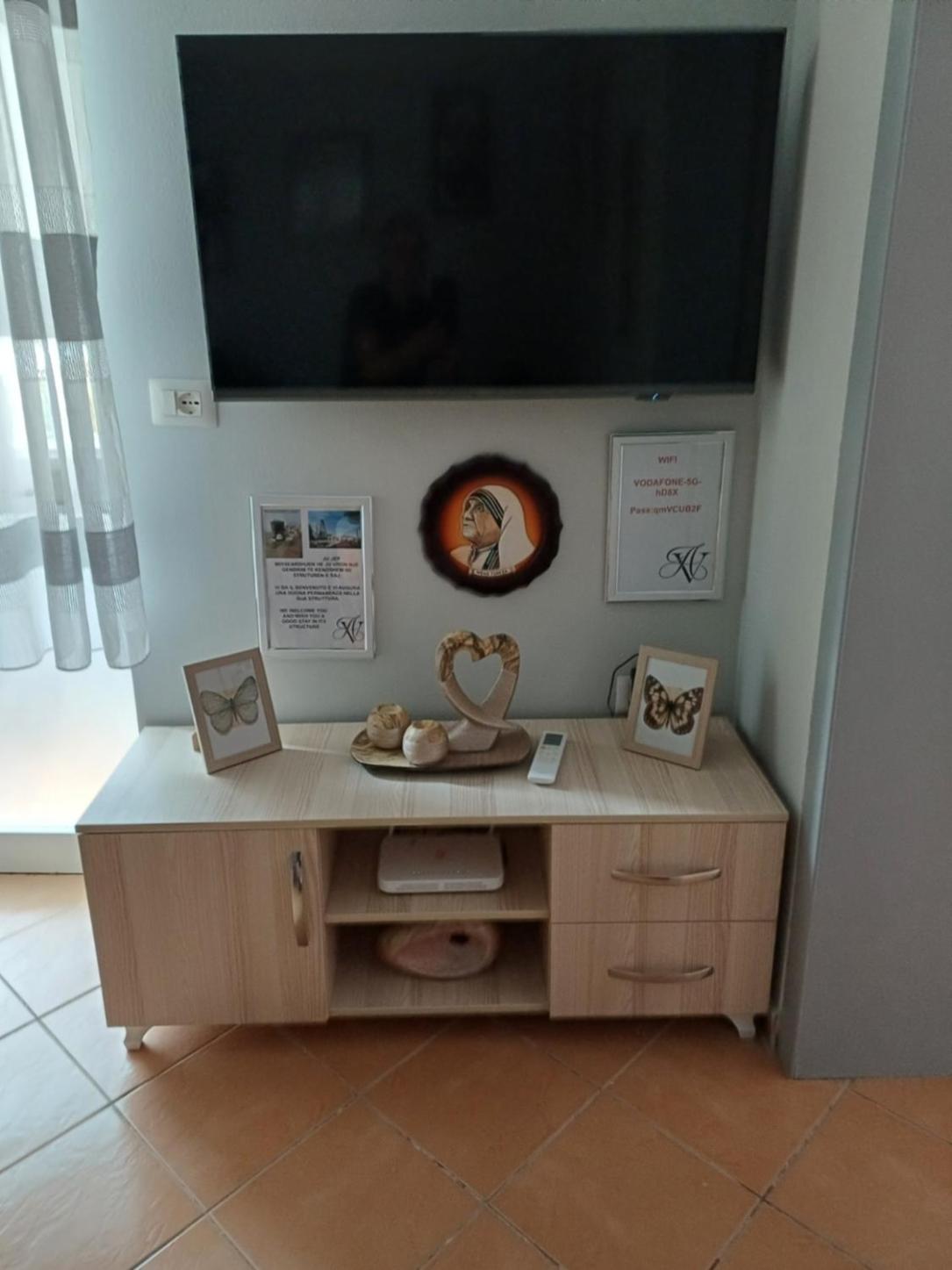 Apartamenti Vero Tirana Exterior photo